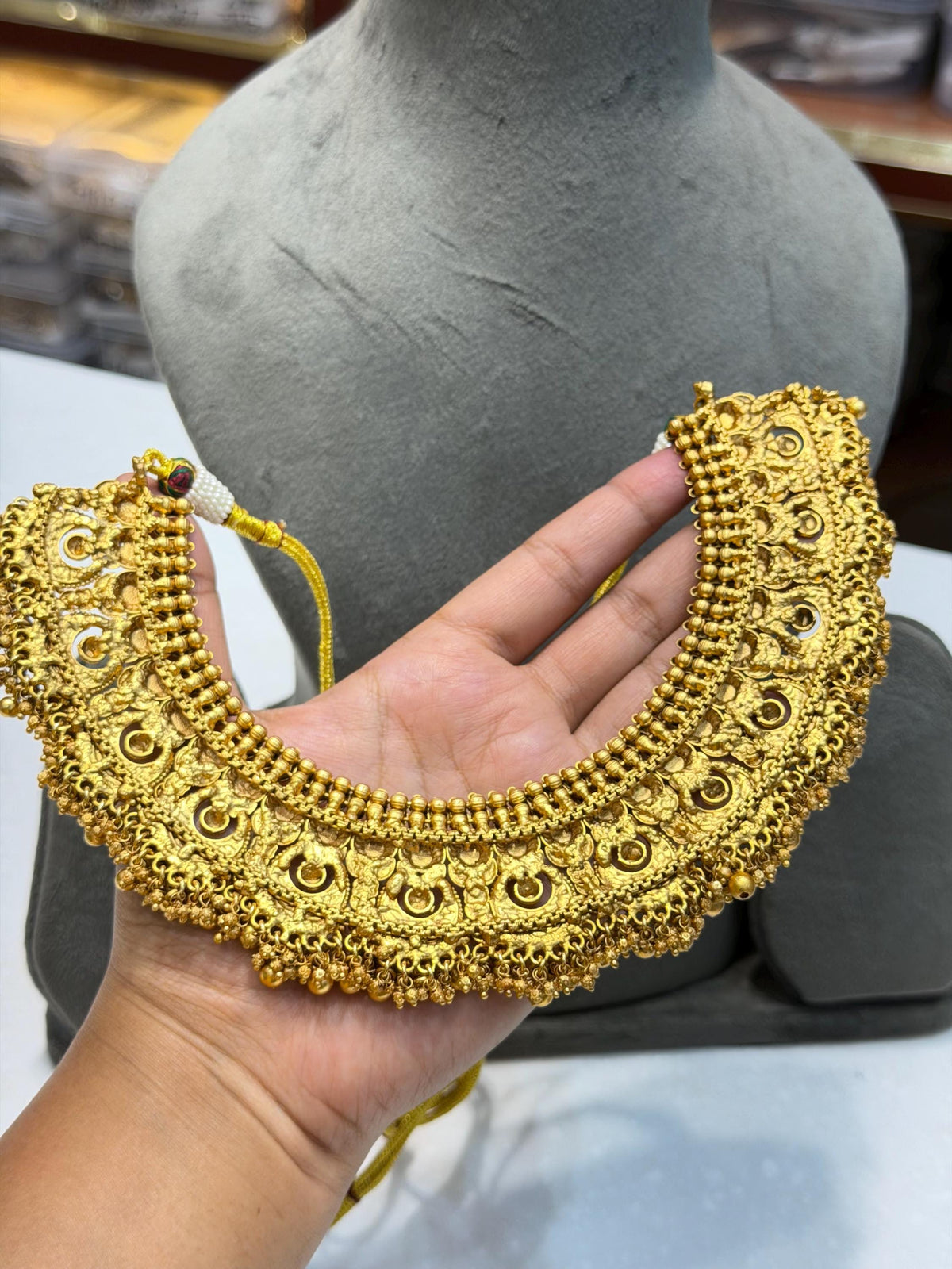 Indian Necklace Antique Gold Jewelry South India Jewelry Golden Choker Chandbali Earrings Maang Tikka