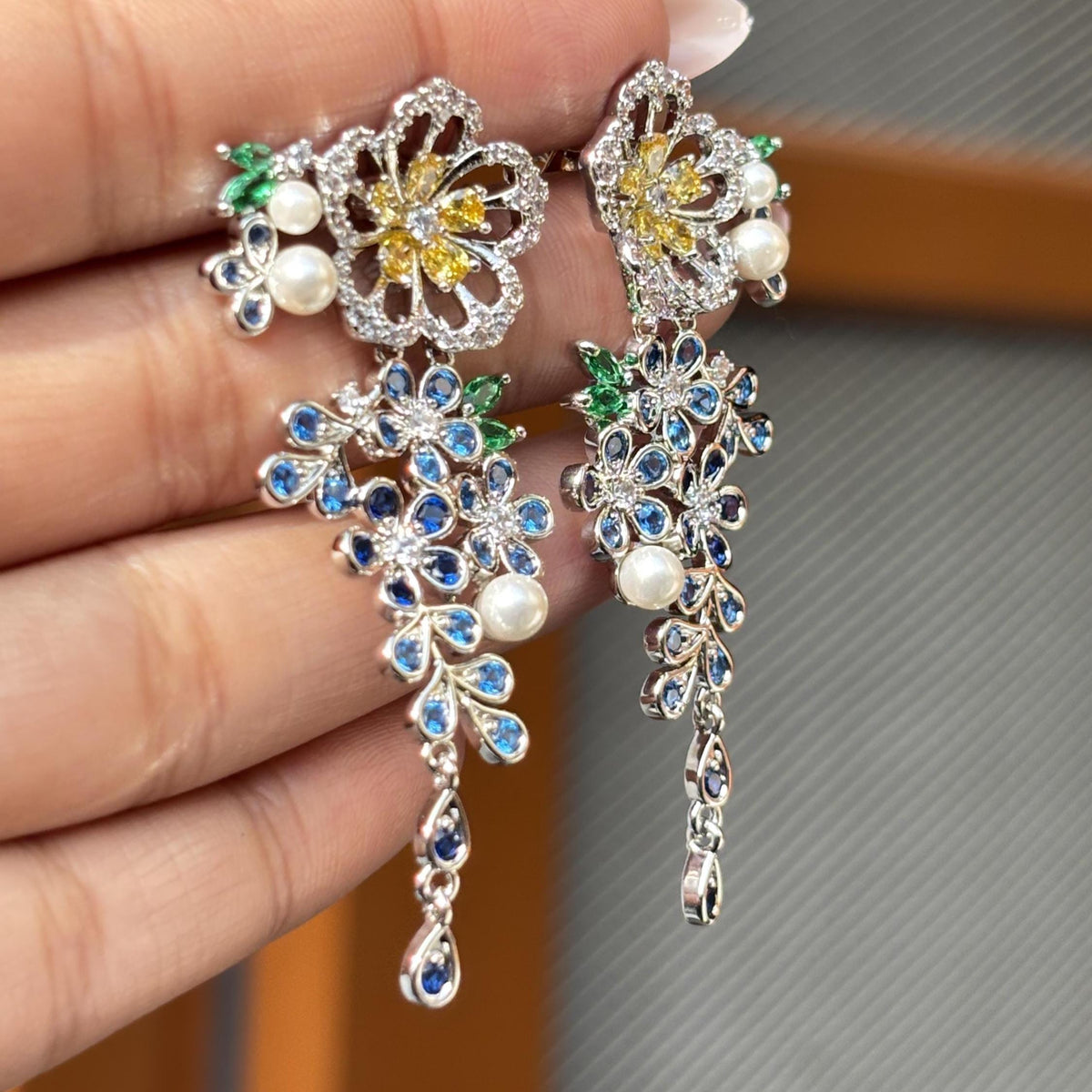 Sapphire Diamond Earrings Yellow CZ Jewelry Moissanite Statement Cubic Zirconia Blue Flower Hangings Wedding