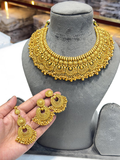 Indian Necklace Antique Gold Jewelry South India Jewelry Golden Choker Chandbali Earrings Maang Tikka