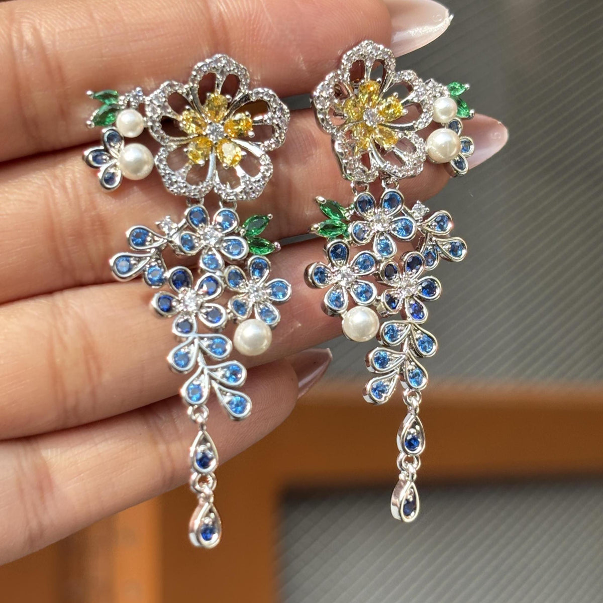 Sapphire Diamond Earrings Yellow CZ Jewelry Moissanite Statement Cubic Zirconia Blue Flower Hangings Wedding