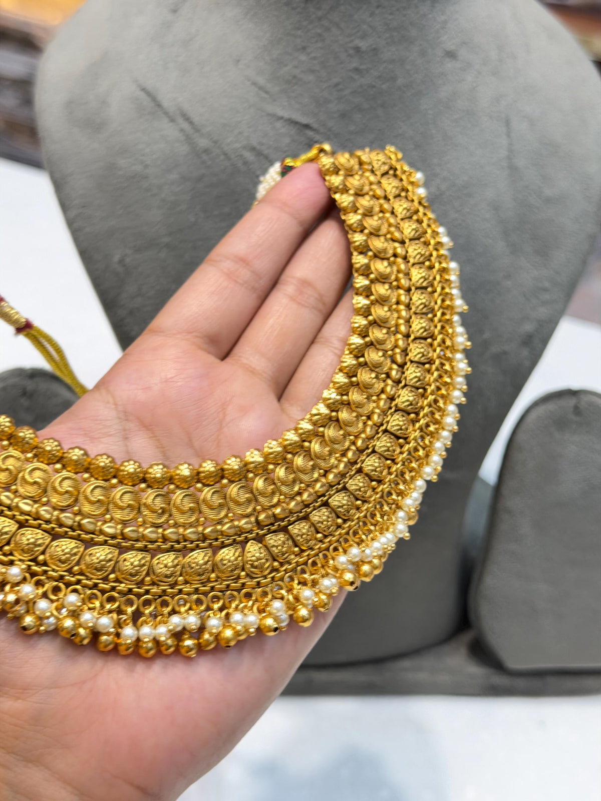 Antique Golden Indian Necklace Gold Plated Pearl Choker South Indian Bridal Jewelry Temple Set