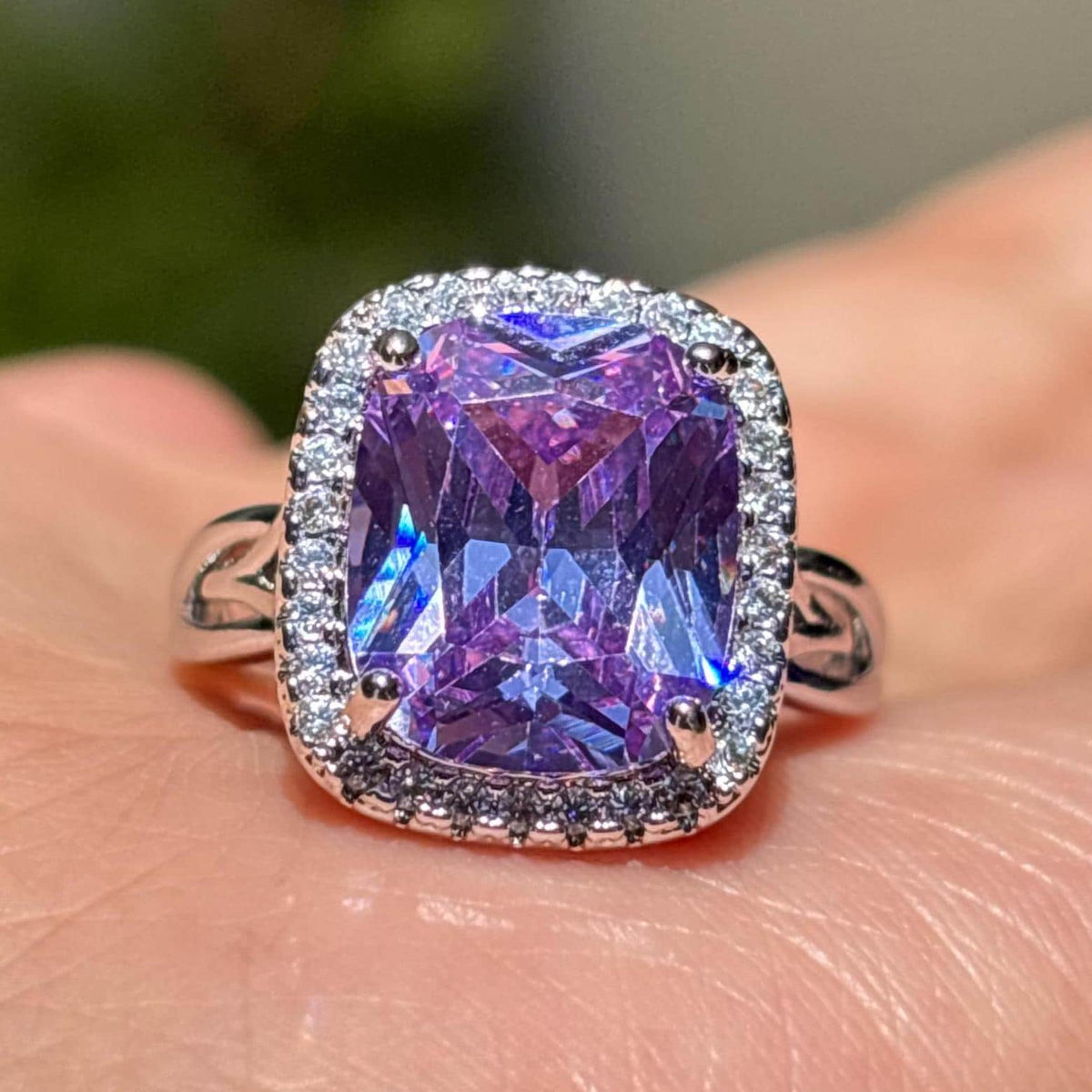 Purple Sapphire Ring Large Statement Moissanite Diamond Leavender Purple Stone Jewelry Huge Engagement Rings